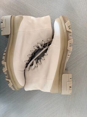 rag & bone Cream Lace-Up Chunky Sole Ankle Boots